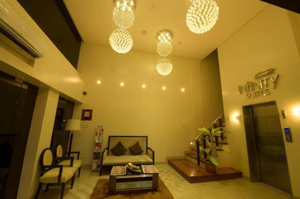 Infinity Suites Davao Екстер'єр фото