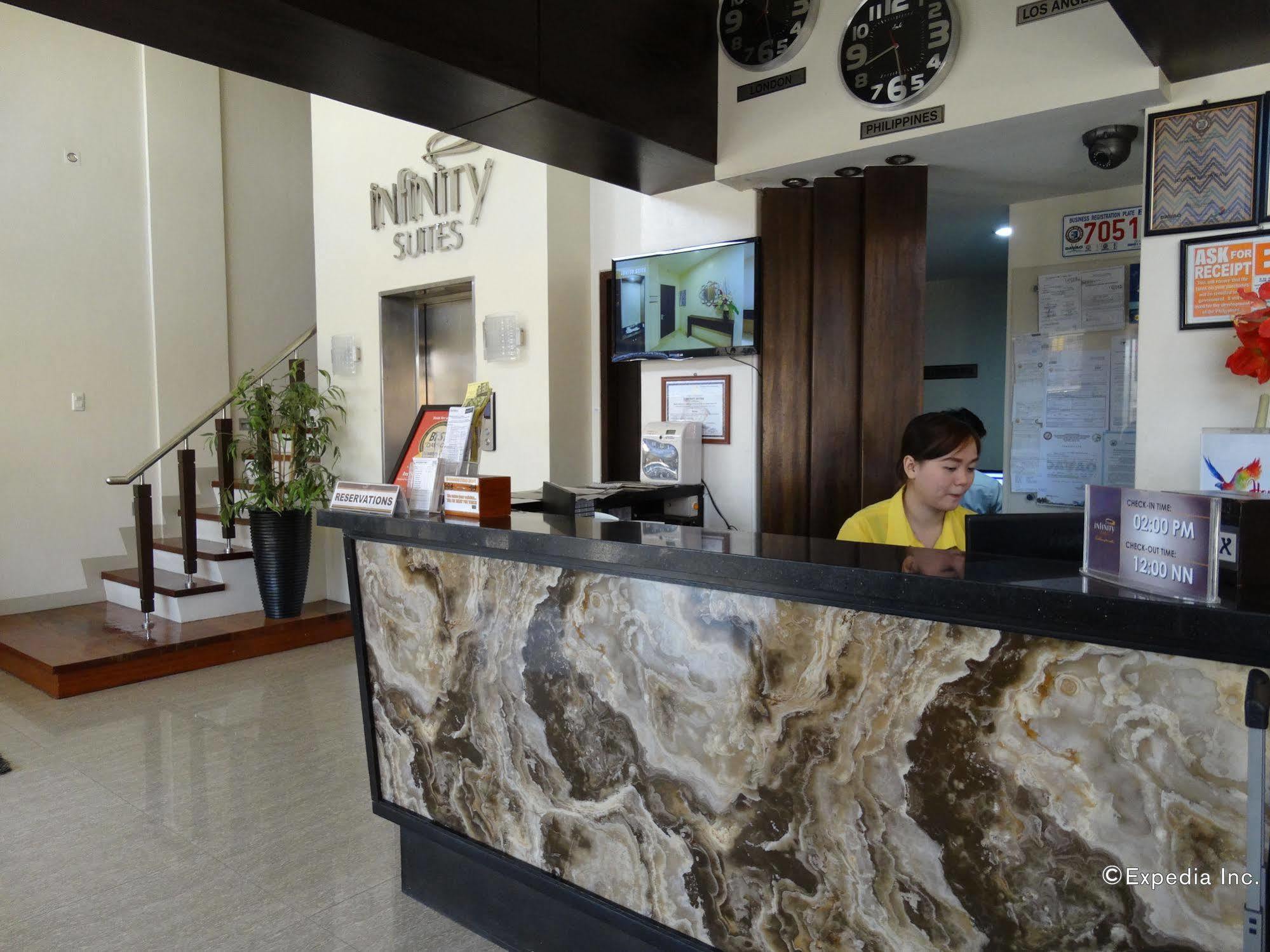 Infinity Suites Davao Екстер'єр фото