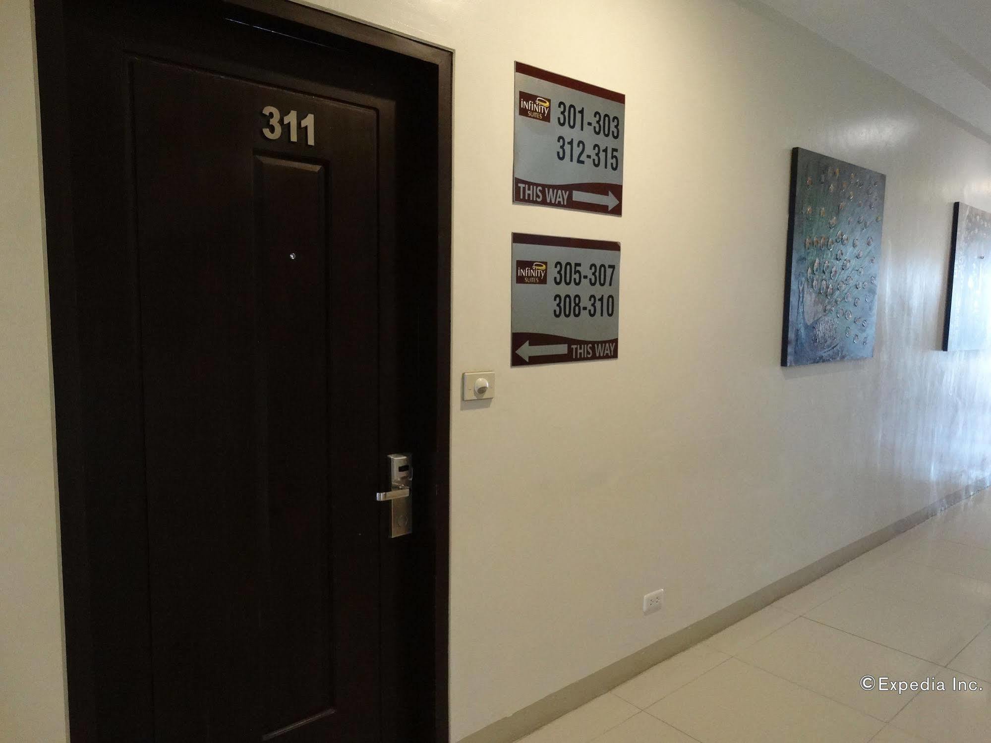 Infinity Suites Davao Екстер'єр фото
